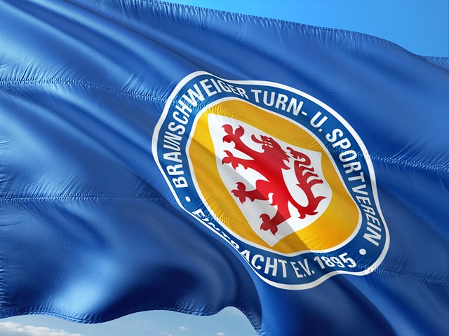 洛杉矶只有一个皇，那就是里皇