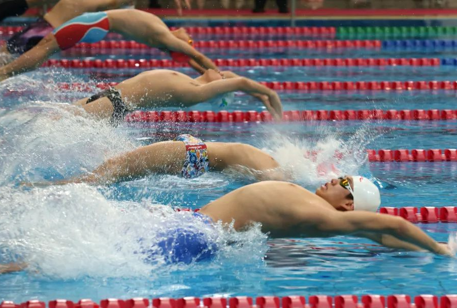 足球英超历史第2000场比赛达成